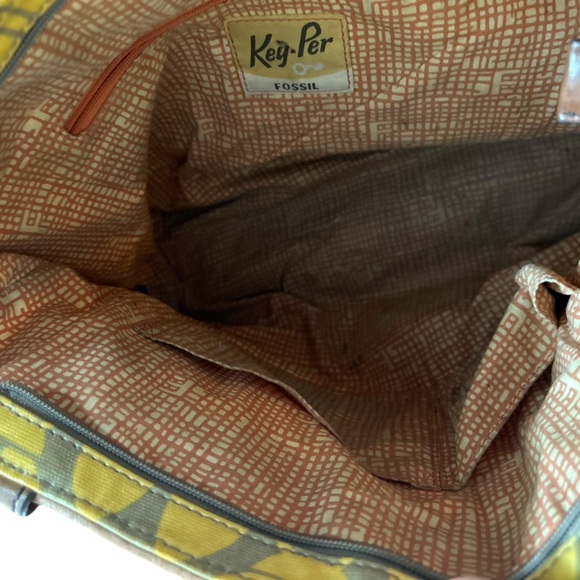 Fossil Key-Per Leather & Coated Canvas Ladybug Print Tote Shoulder Bag - Picture 11 of 12